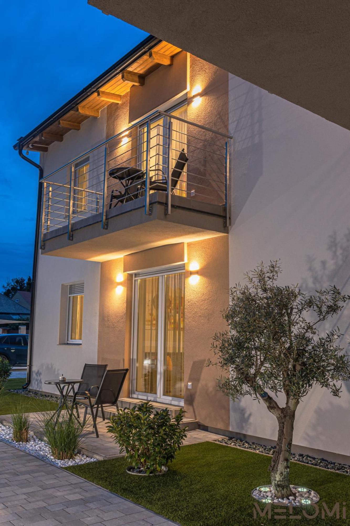 Melomi 1 Apartman Sárvár Exterior foto